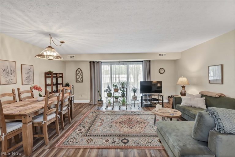 2880 Bay Drive #N10, Westlake, OH - Photo 6