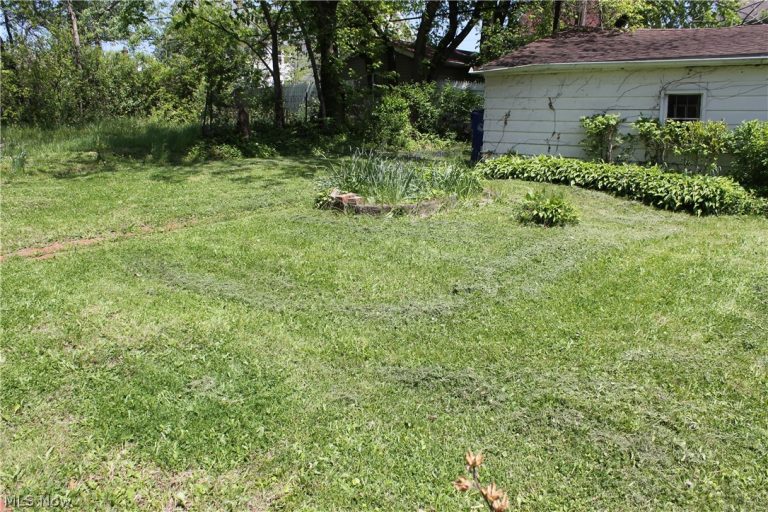 3281 118th Street, Cleveland, OH - Photo 6
