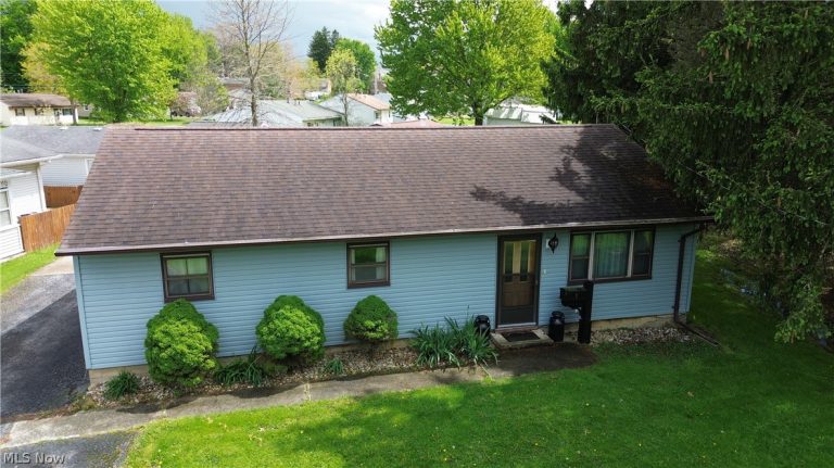 1 Parkridge Court, Norwalk, OH - Photo 2