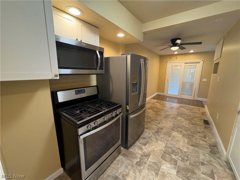 350 Louisiana Avenue, Elyria, OH - Photo 5
