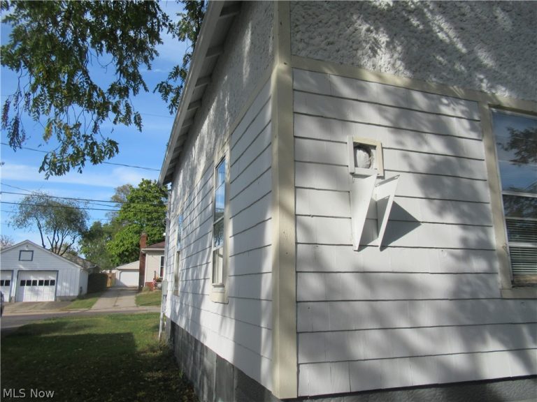 14 Elm Street, Bedford, OH - Photo 5