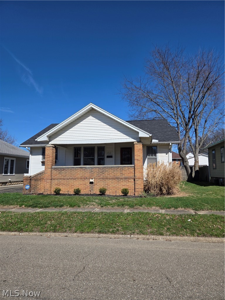 1512 Adams Street, Coshocton, OH