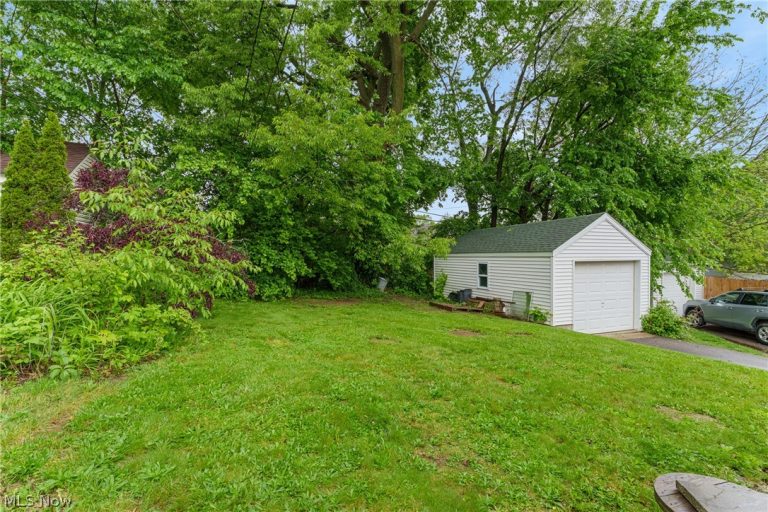 1307 23rd Street, Canton, OH - Photo 6