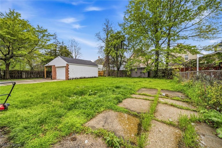 955 Nye Road, Cleveland, OH - Photo 4