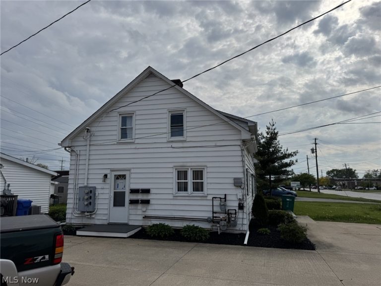 7512 Tyler Boulevard, Mentor, OH - Photo 4