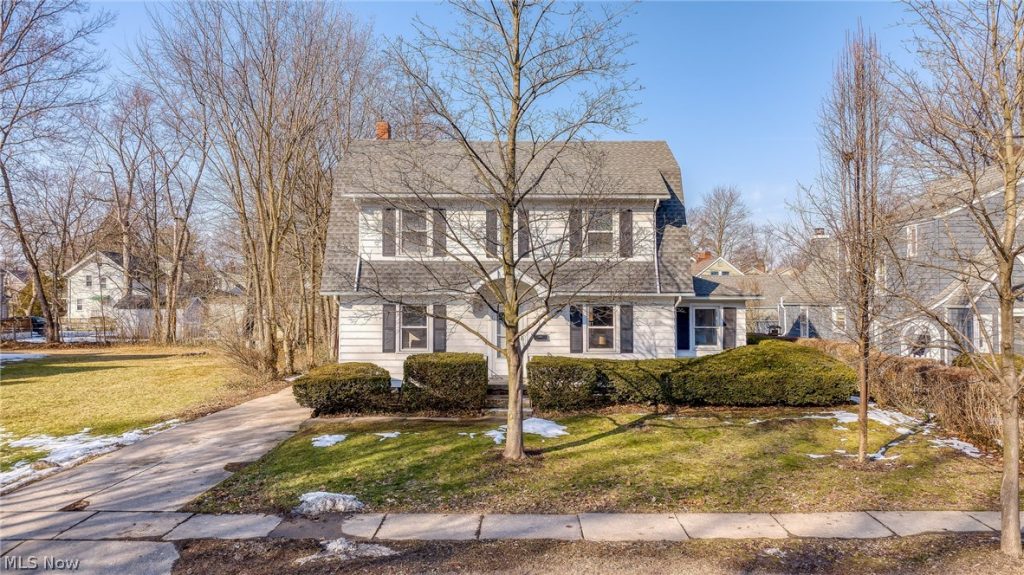 815 Broad Boulevard, Cuyahoga Falls, OH