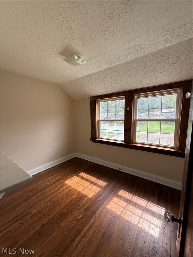 310 Barkwill Street, St Marys, WV - Photo 8