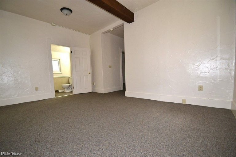 450 Allyn Street, Akron, OH - Photo 3