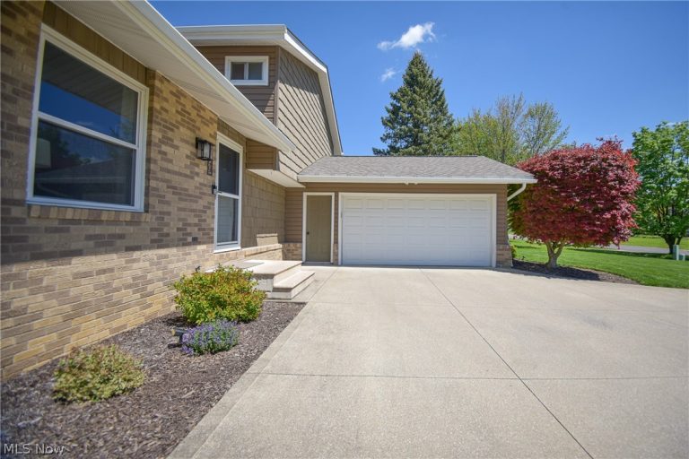 4749 Wolff Drive, Brunswick, OH - Photo 4