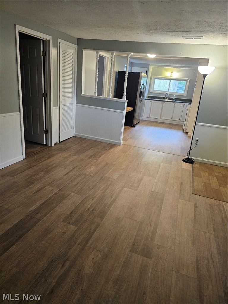 1424 4th Street, Lakemore, OH - Photo 2