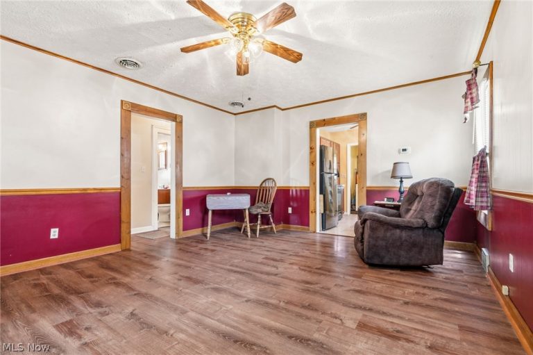 457 9th Street, Elyria, OH - Photo 6