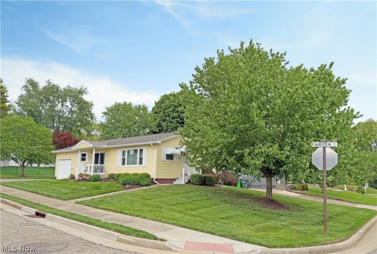 502 Wise Avenue, North Canton, OH - Photo 3