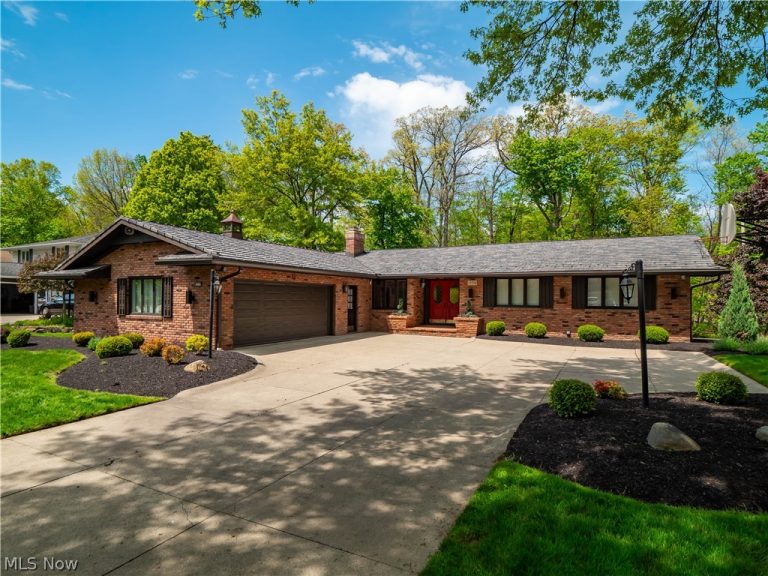 13730 Arrowhead Trail, Middleburg Heights, OH - Photo 8