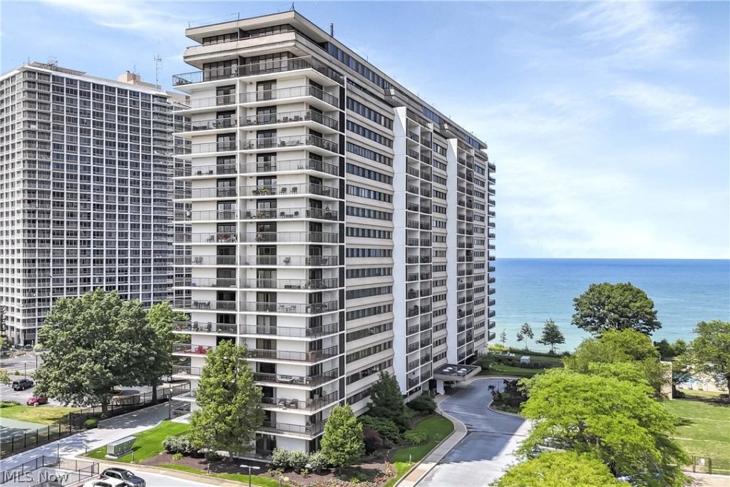 12550 Lake Avenue #1509, Lakewood, OH