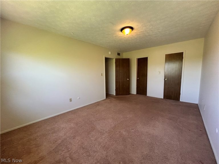 4309 Earl Drive #C6, Steubenville, OH - Photo 8