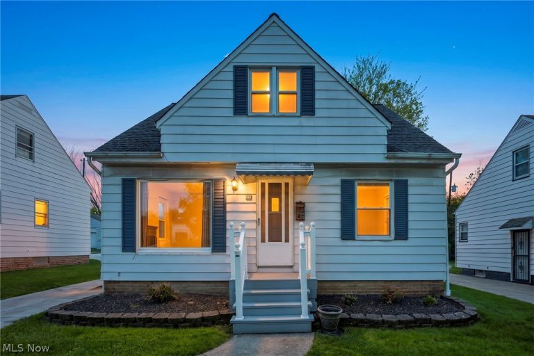 22 Natalie Road, Bedford, OH, 44146