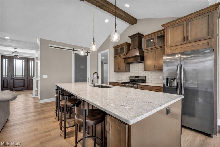 12690 Barrington Lane, Chesterland, OH - Photo 5