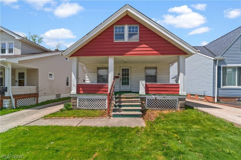4898 95th Street, Garfield Heights, OH, 44125