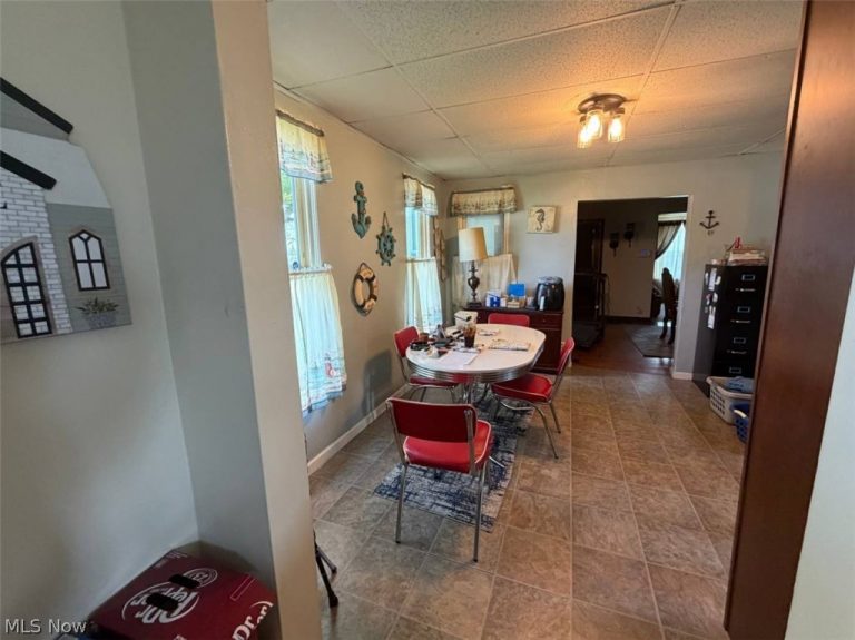 830 Bunker Hill Road, Ashtabula, OH - Photo 5