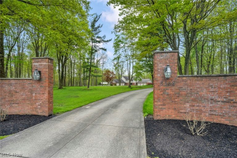 5168 Townsend Road, Richfield, OH - Photo 2
