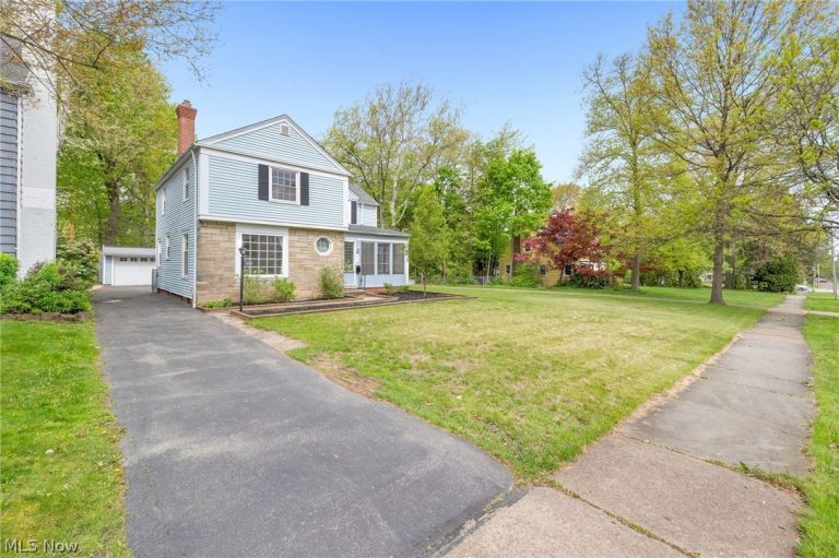 1132 Yellowstone Road, Cleveland Heights, OH - Photo 3