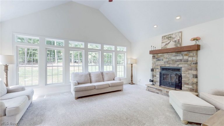 7880 Forest Valley Lane, Concord Twp, OH - Photo 4