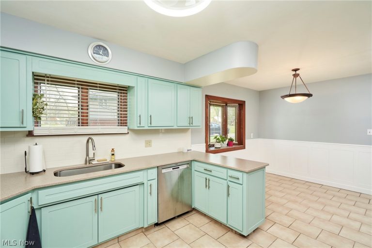 1103 Owsley Road, McDonald, OH - Photo 8