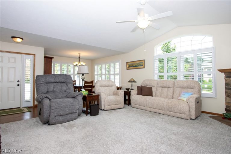 233 Woodbury Circle, Dalton, OH - Photo 8
