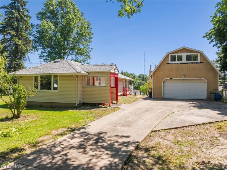 409 Edith Avenue, Akron, OH - Photo 4