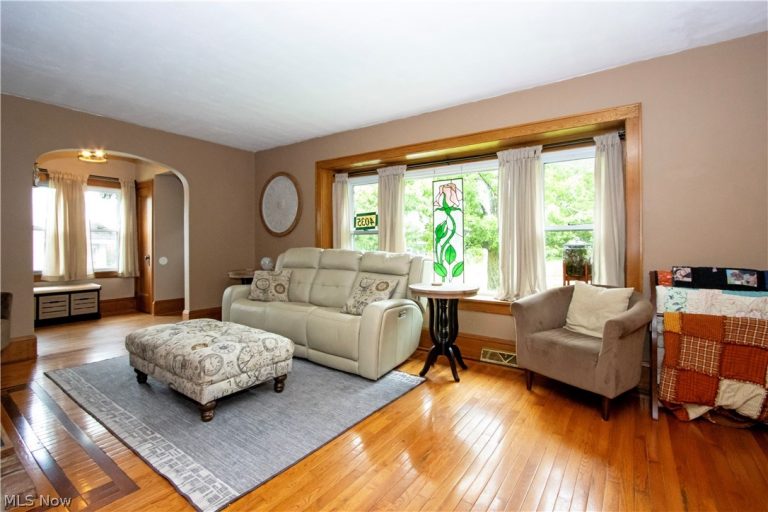 4035 Brookside Court, Norton, OH - Photo 3