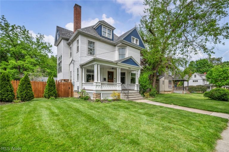 146 Harrison Street, Elyria, OH - Photo 5