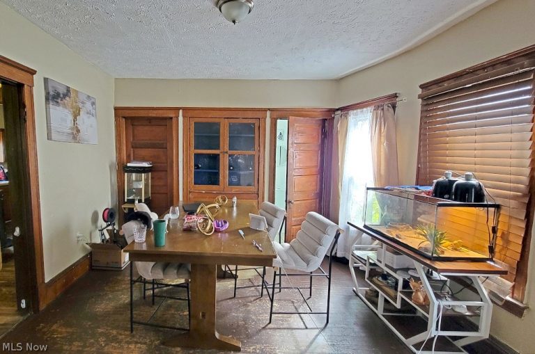1848 Stanwood Road, East Cleveland, OH - Photo 8