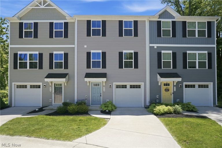 212 Raintree Lane, Painesville Twp, OH, 44077