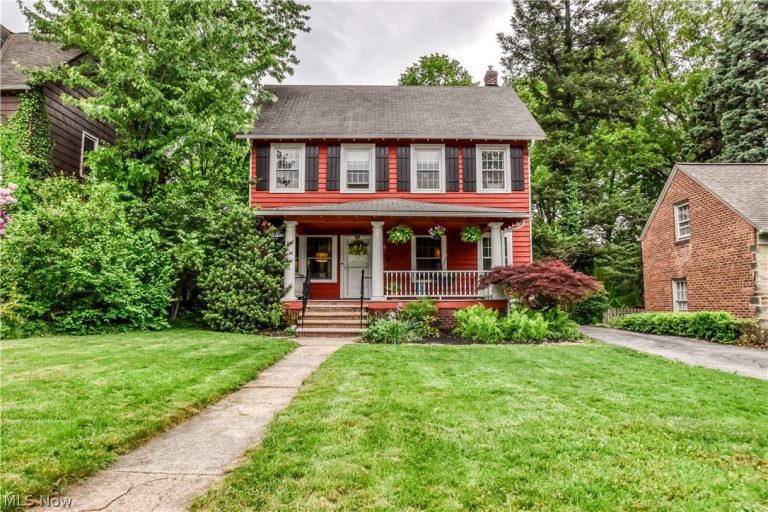 1220 Yellowstone Road, Cleveland Heights, OH, 44121