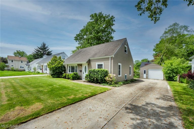 1578 11th Street, Cuyahoga Falls, OH - Photo 4