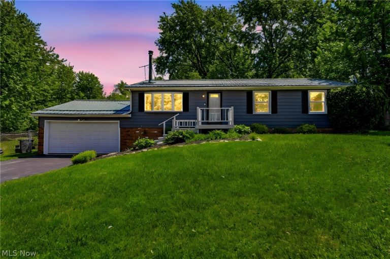 8451 Clay Street, Montville, OH - Photo 2