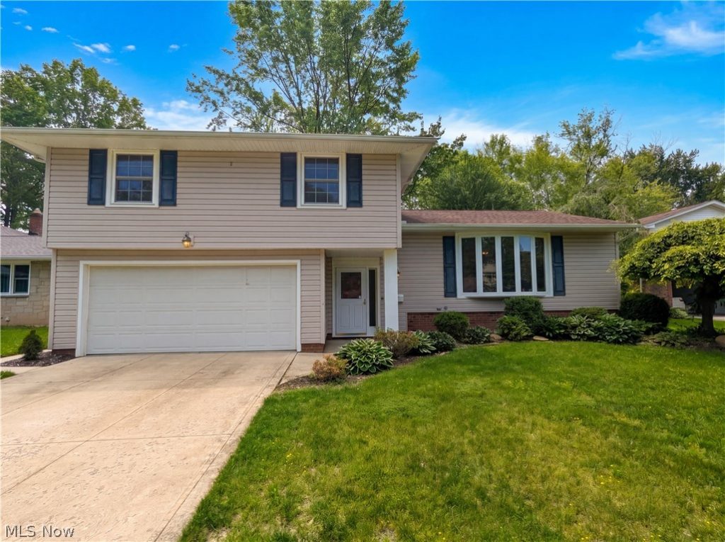 30223 Chatham Point Drive, Bay Village, OH
