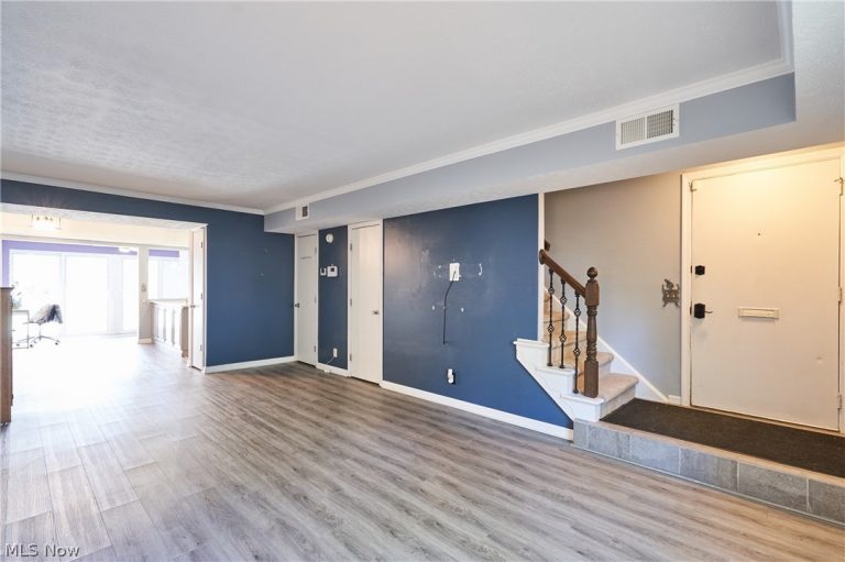 51 Nottoway Court, Akron, OH - Photo 6
