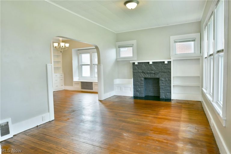 17 Prospect Street, Girard, OH - Photo 8
