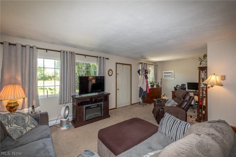 4813 Center Road, Brunswick, OH - Photo 6