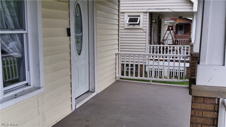 7419 Jameson Road, Parma, OH - Photo 3