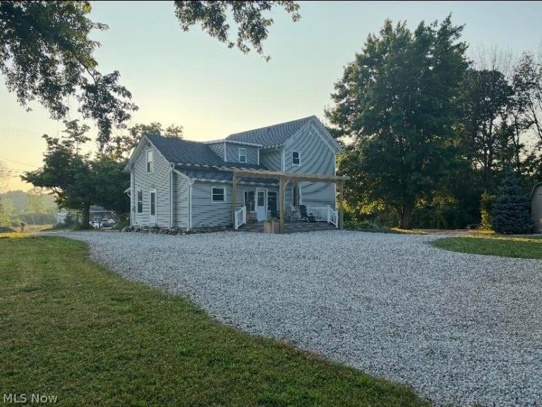 8463 Dewey Road, Montville, OH - Photo 3