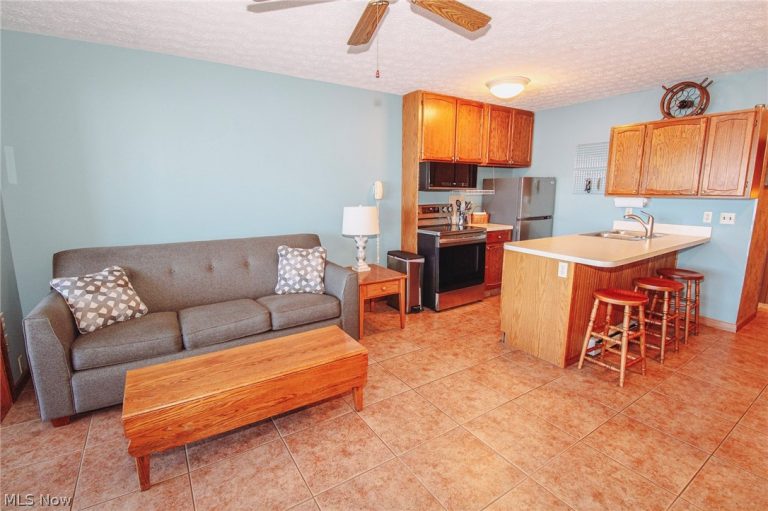 230 Lakeshore Drive #F, Port Clinton, OH - Photo 6
