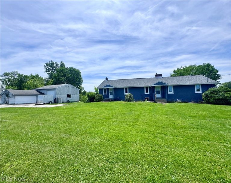 887-889 Colony Drive, Aurora, OH, 44202