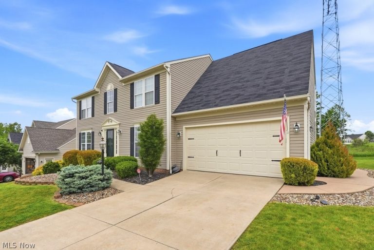 1223 Tinkers Green Drive, Streetsboro, OH - Photo 2