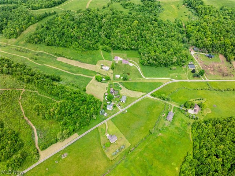 Barkley Road, Uhrichsville, OH - Photo 3