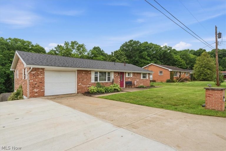 47 Lubeck Hills Drive, Washington, WV - Photo 2