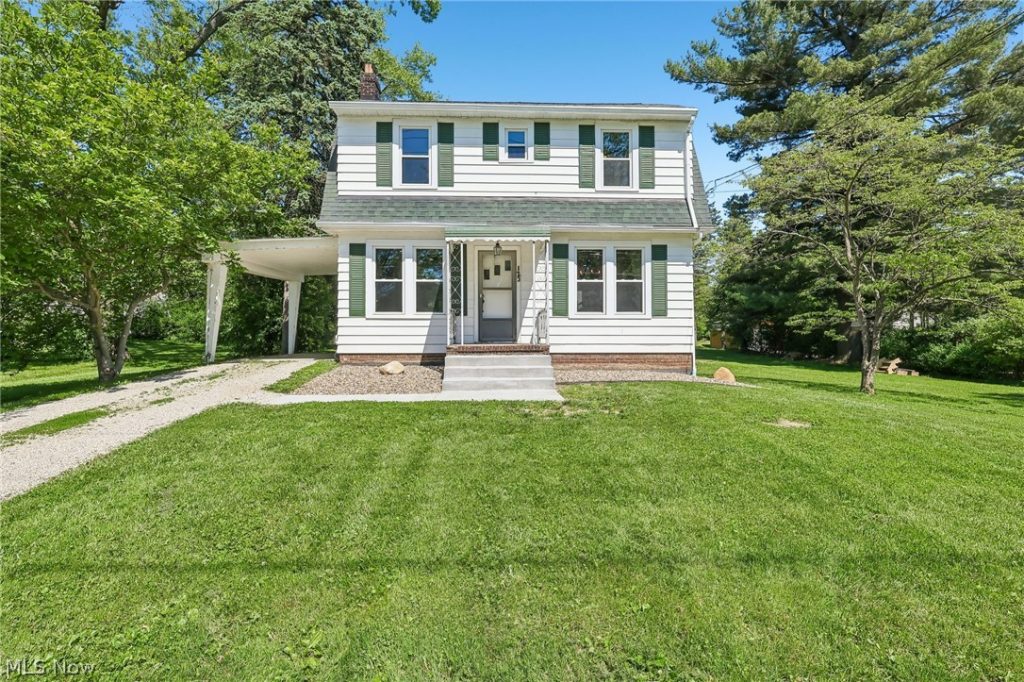 123 Durling Drive, Wadsworth, OH