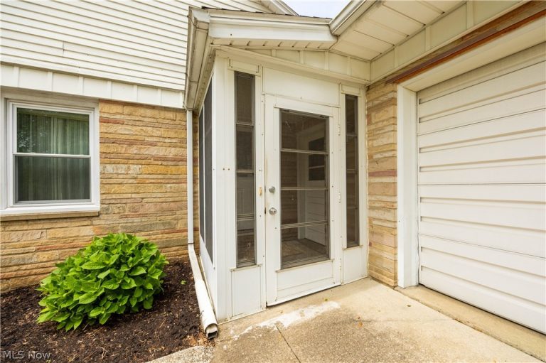 32 Lakeview Drive, Millersburg, OH - Photo 5