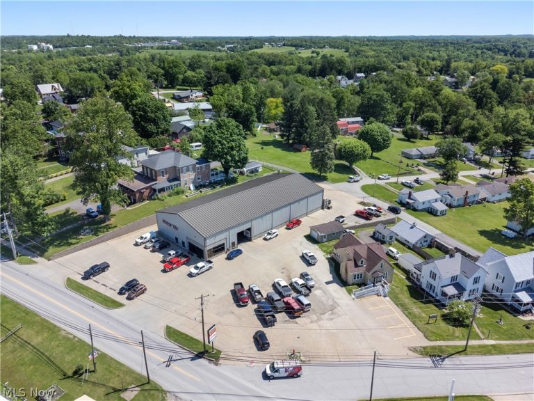 419 Lincoln, Cadiz, OH - Photo 8